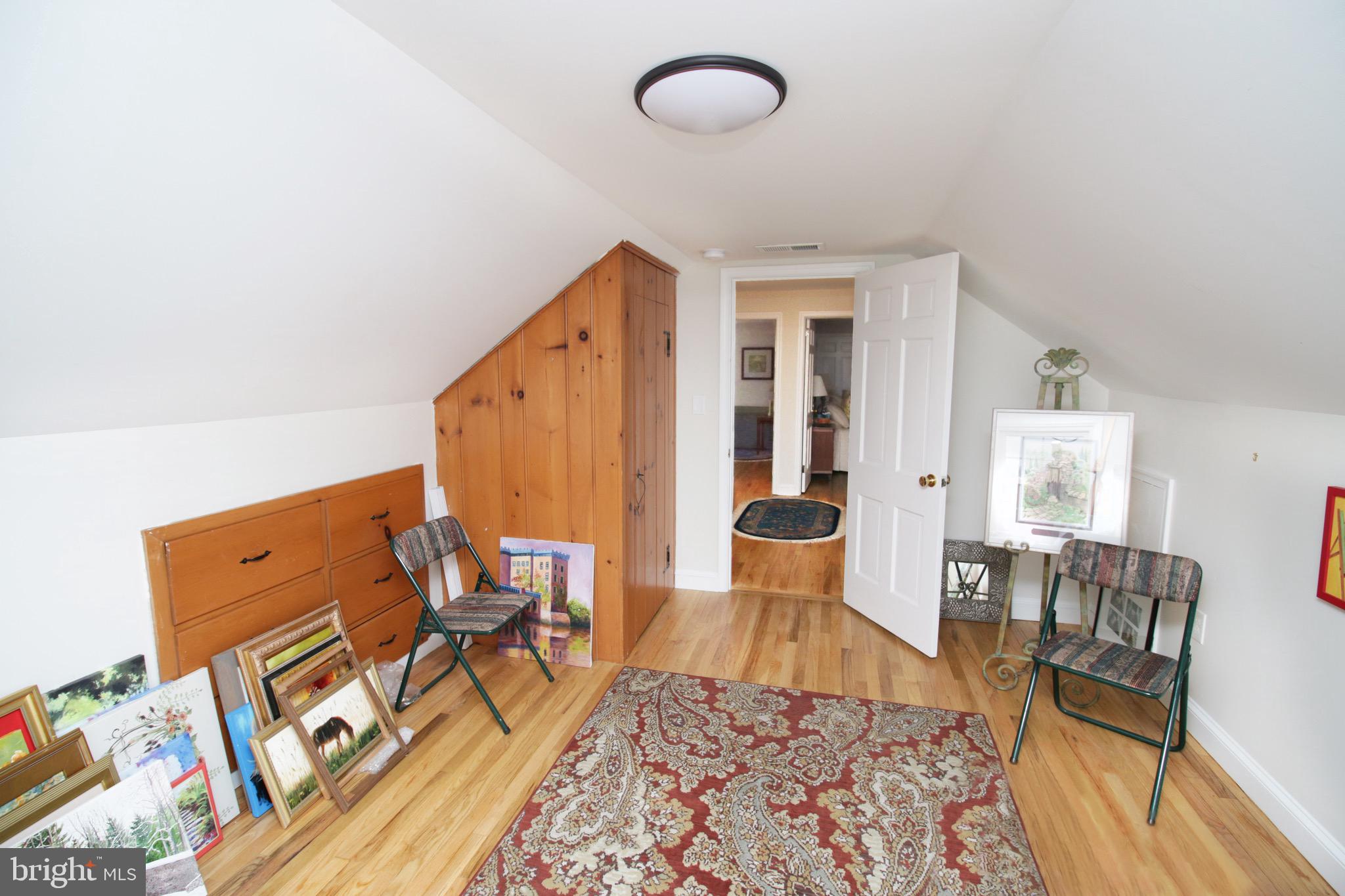 PEBBLE HILL - Residential Lease