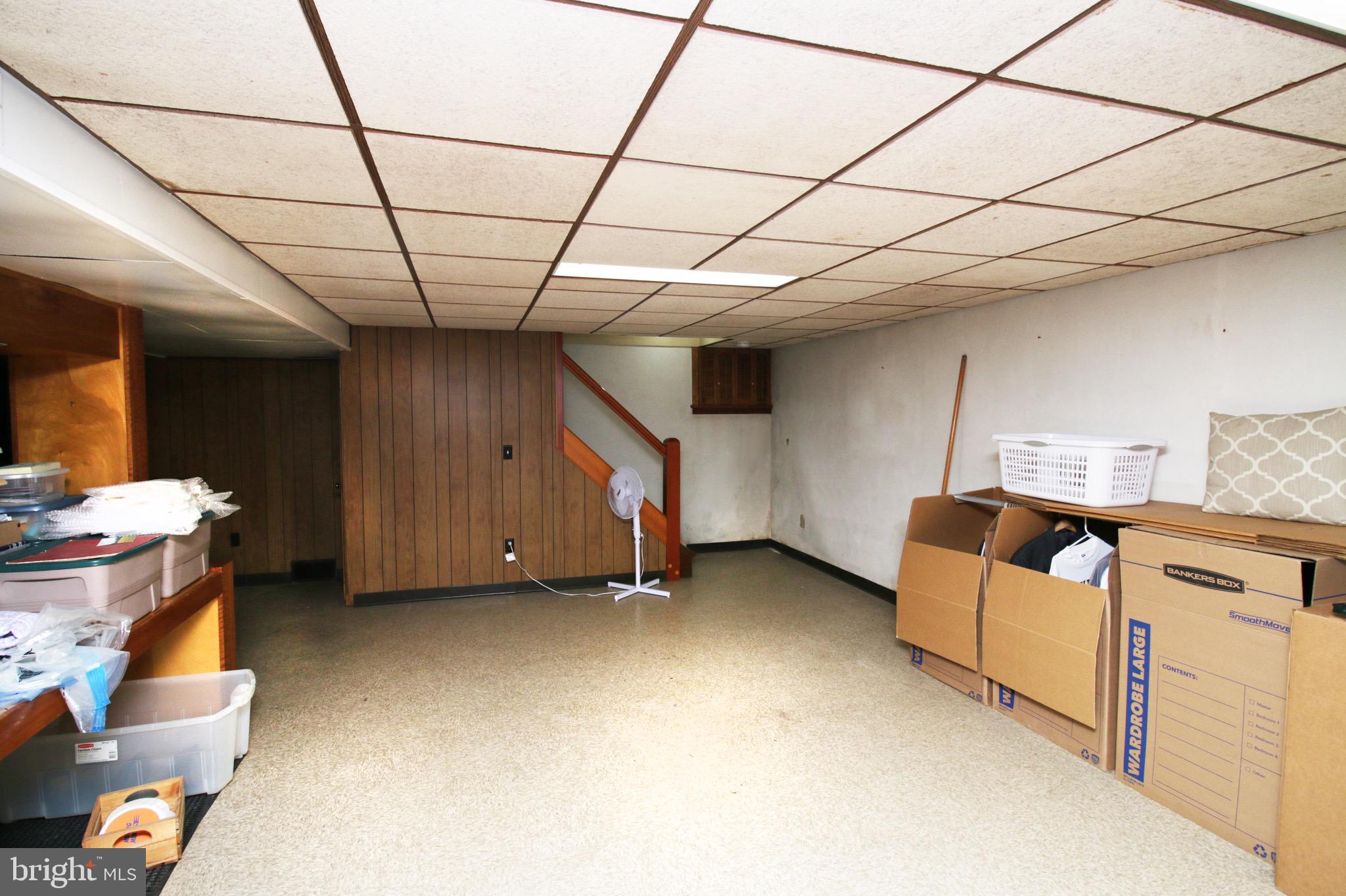 PEBBLE HILL - Residential Lease