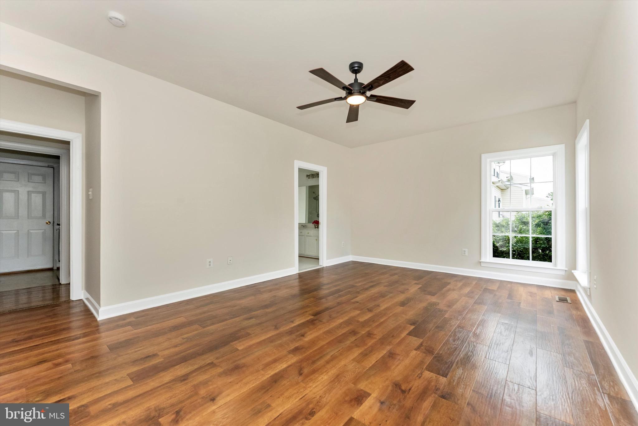 SUN MEADOW - Residential