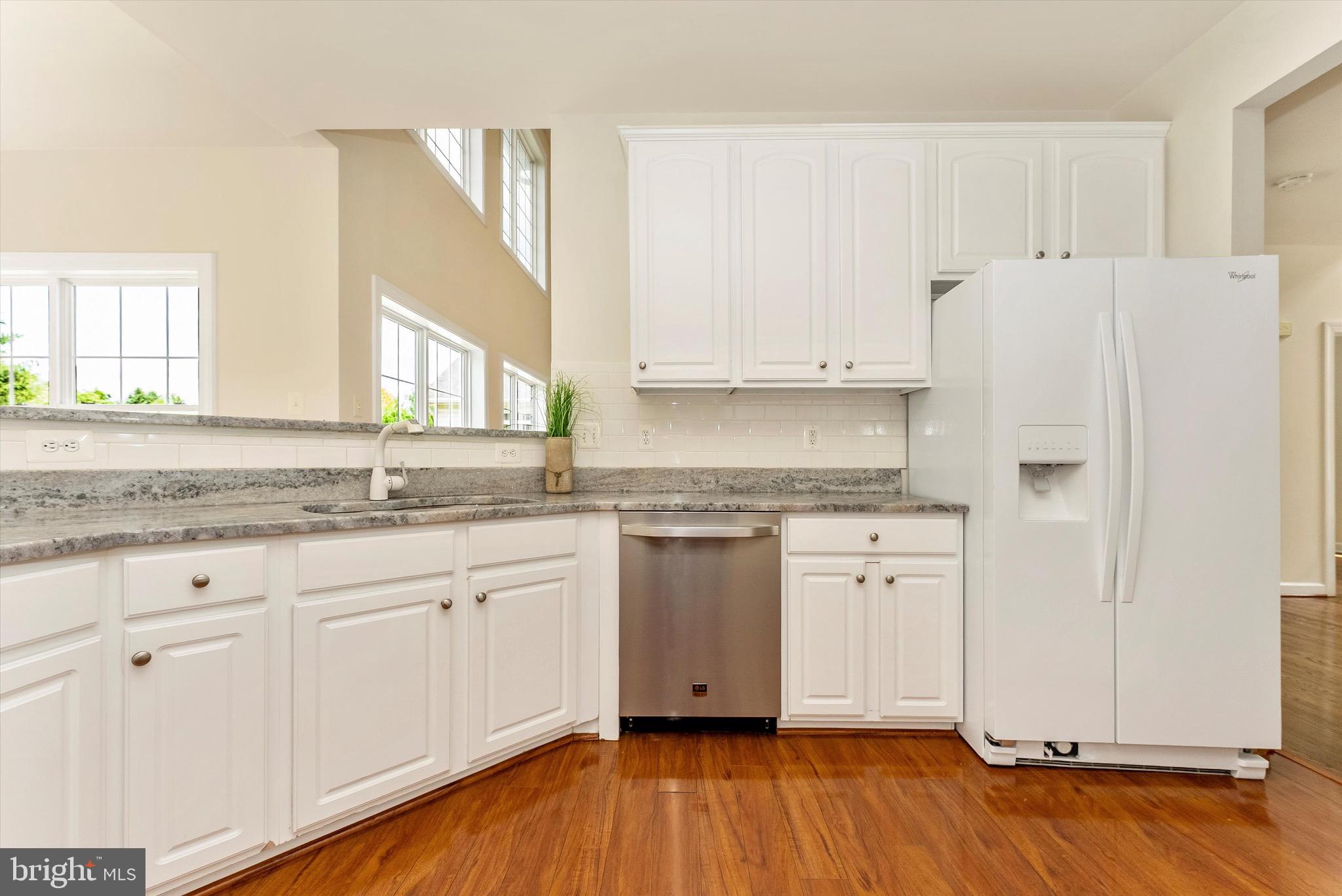 SUN MEADOW - Residential