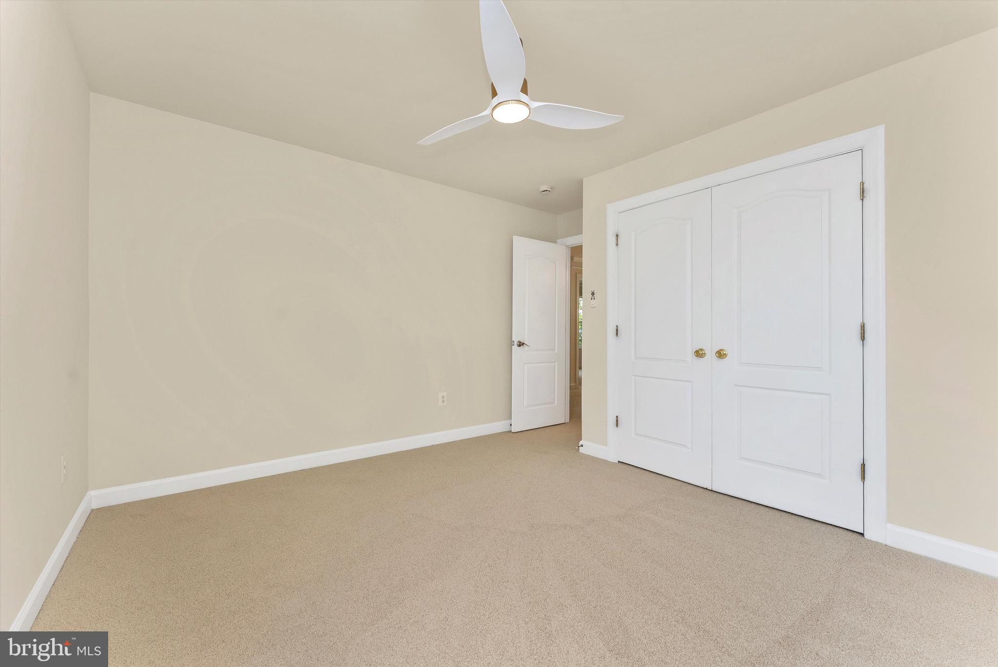 SUN MEADOW - Residential