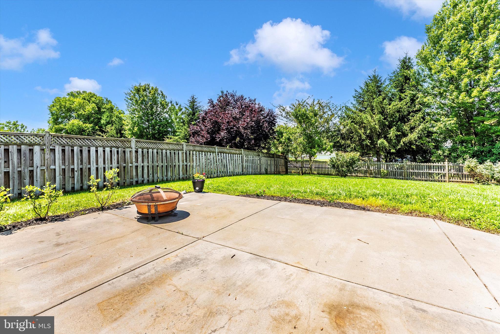 SUN MEADOW - Residential