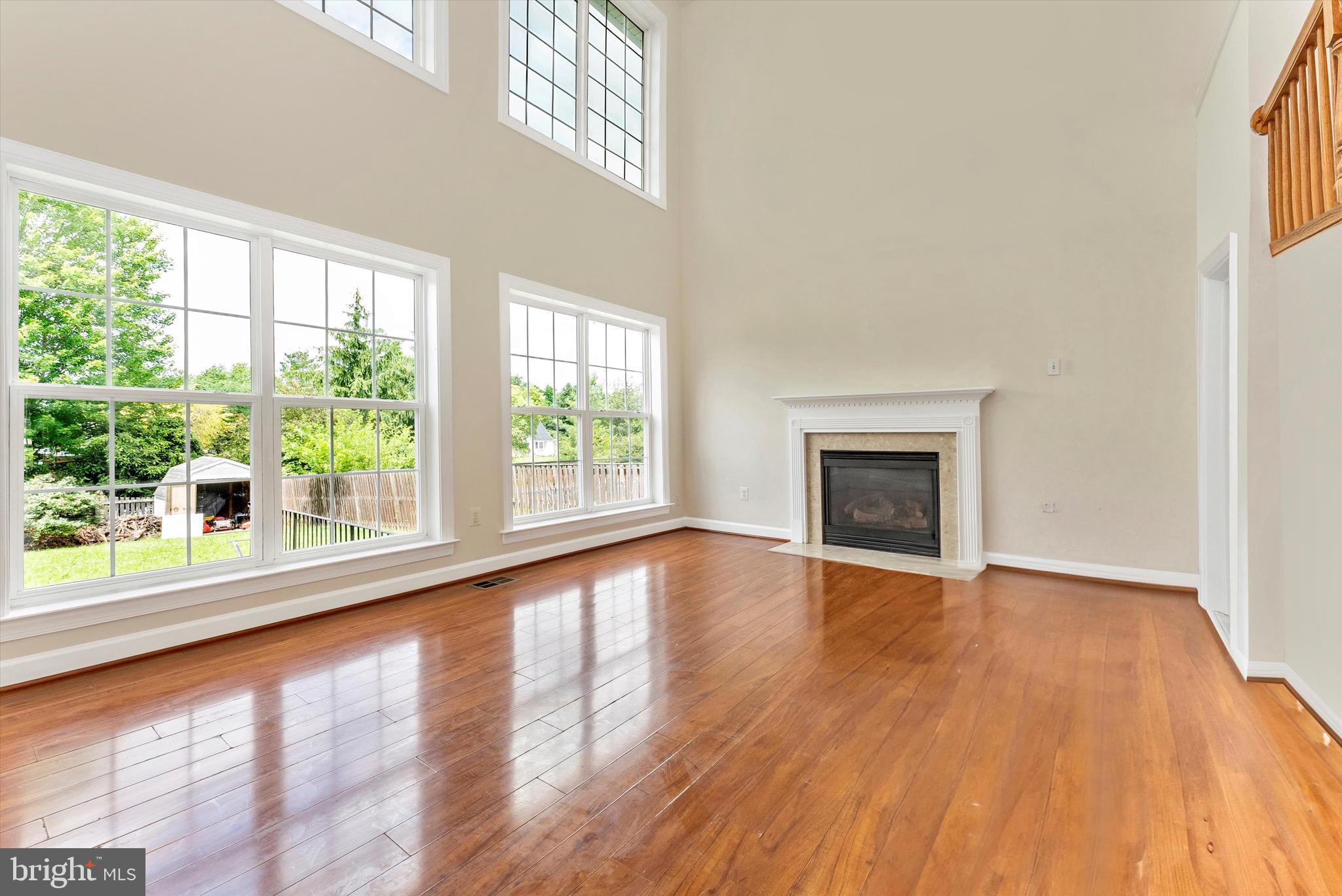 SUN MEADOW - Residential