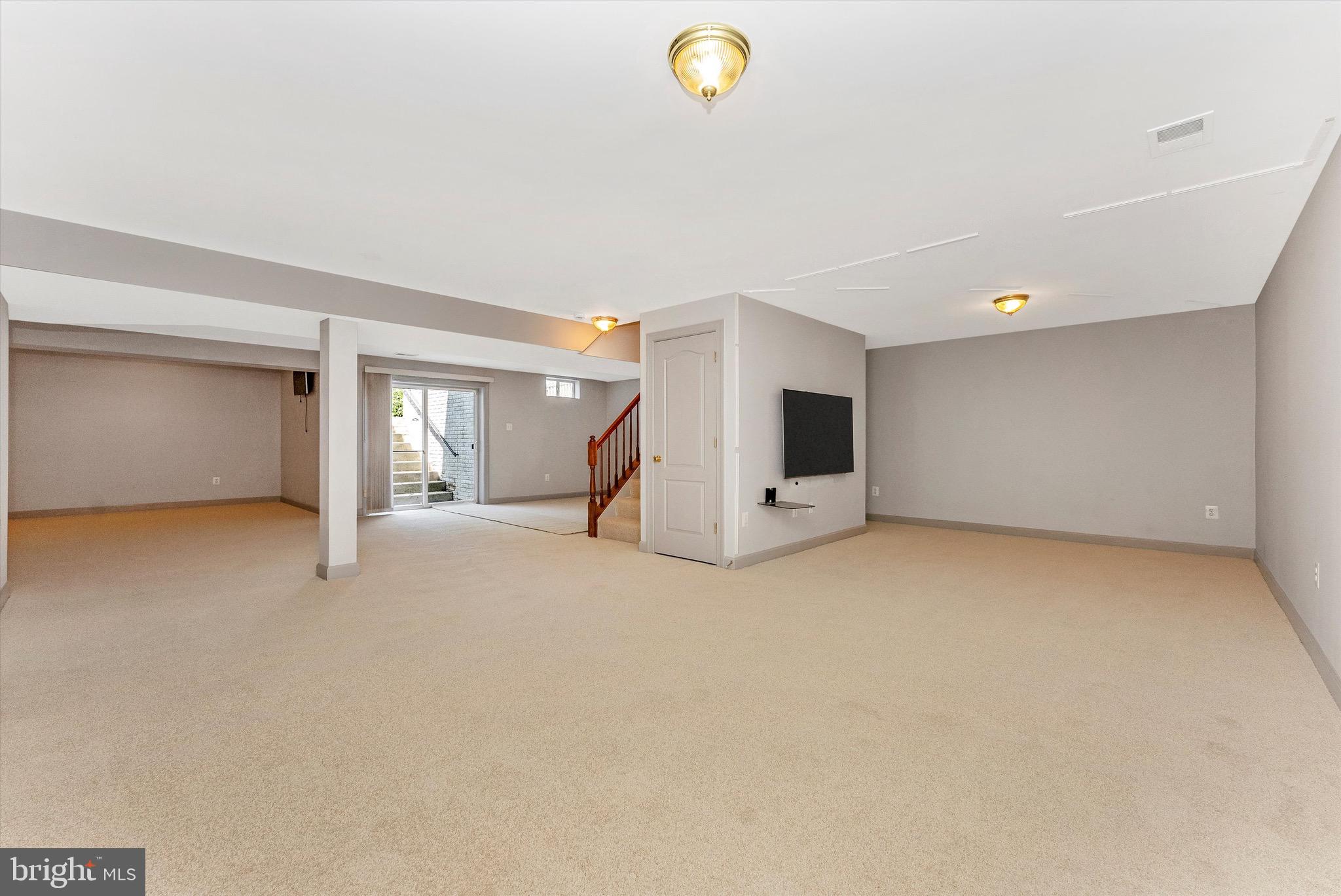 SUN MEADOW - Residential