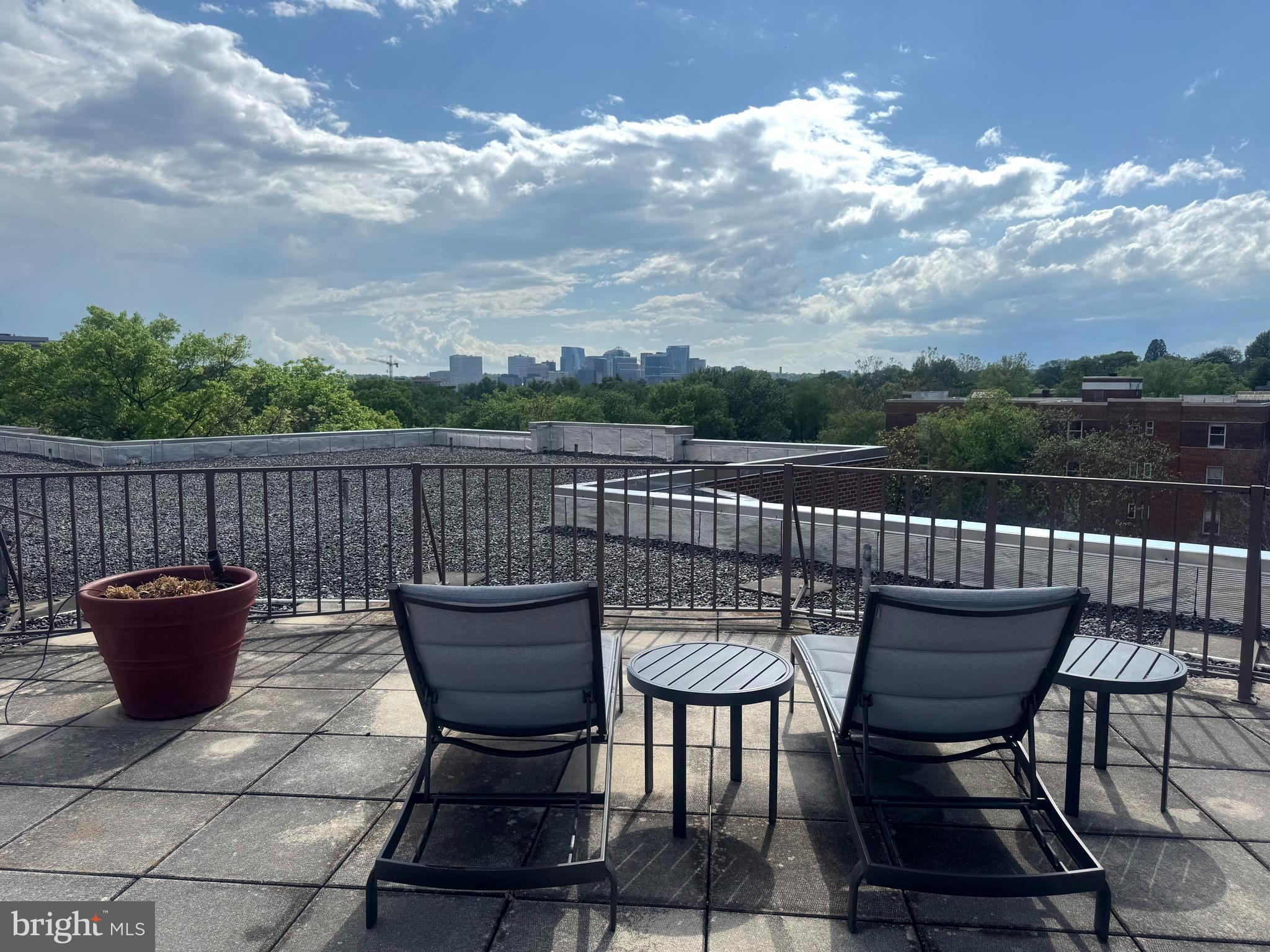GEORGETOWN - Residential