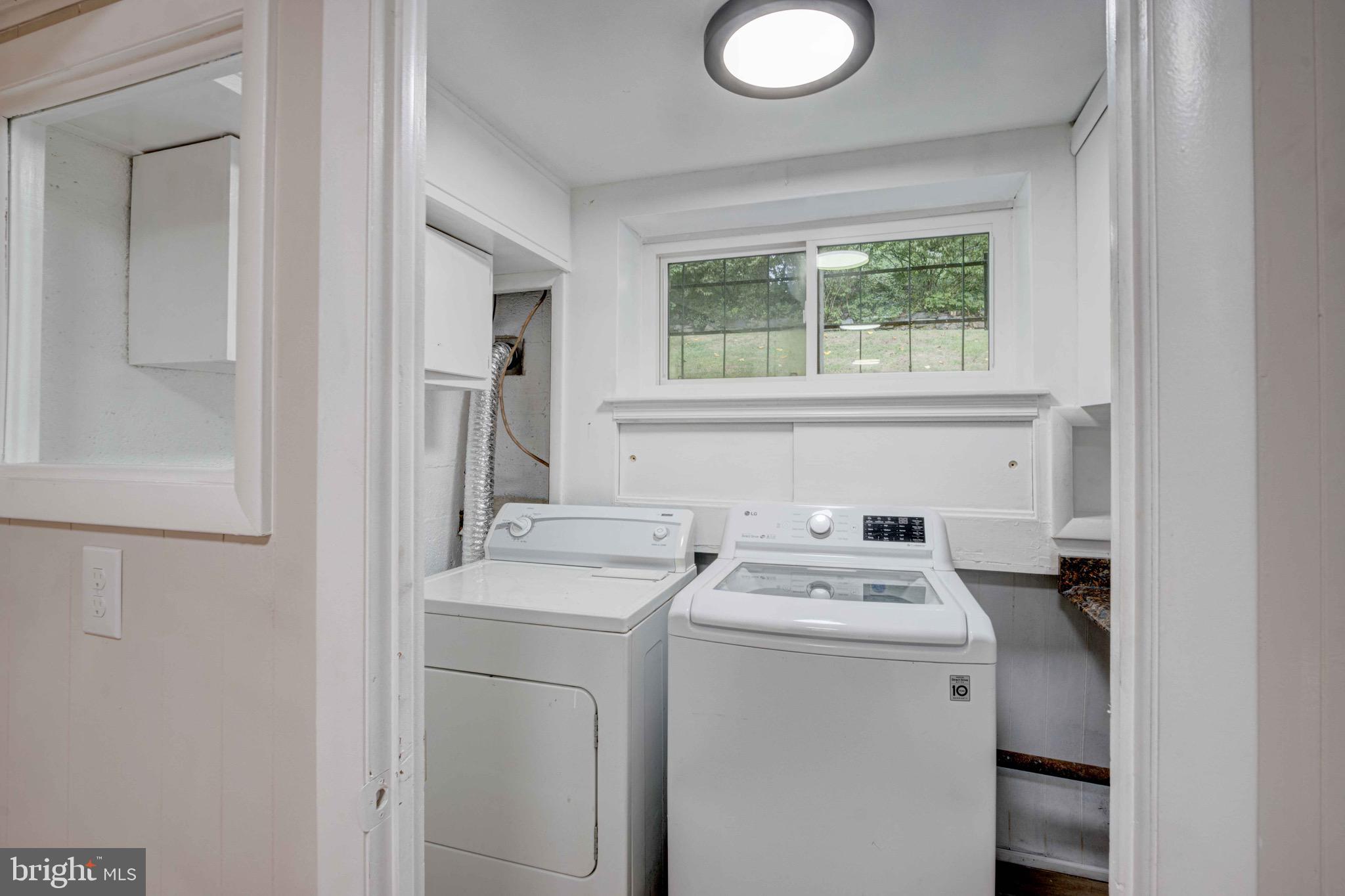 SILVER SPRING CNTRY CLUB - Residential