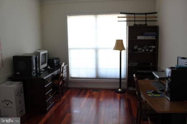 SOUTH RIDING - Residential Lease