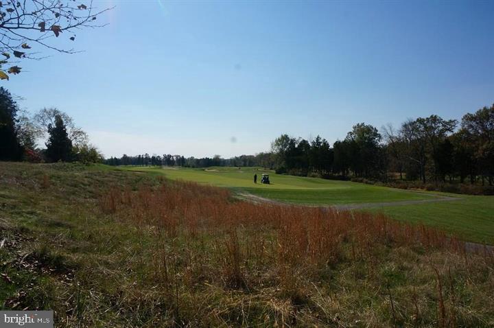 SOUTH RIDING - Residential Lease