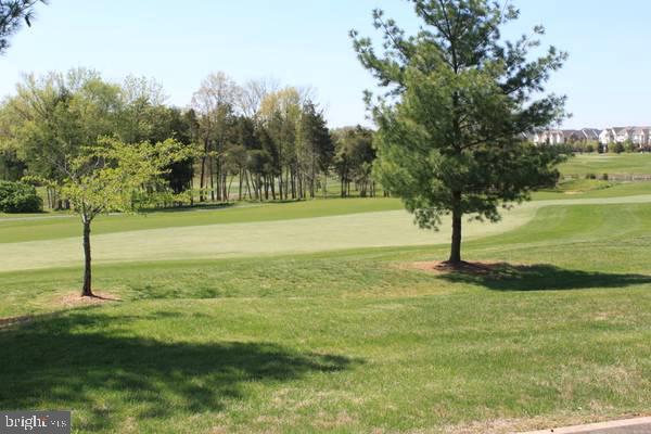 SOUTH RIDING - Residential Lease