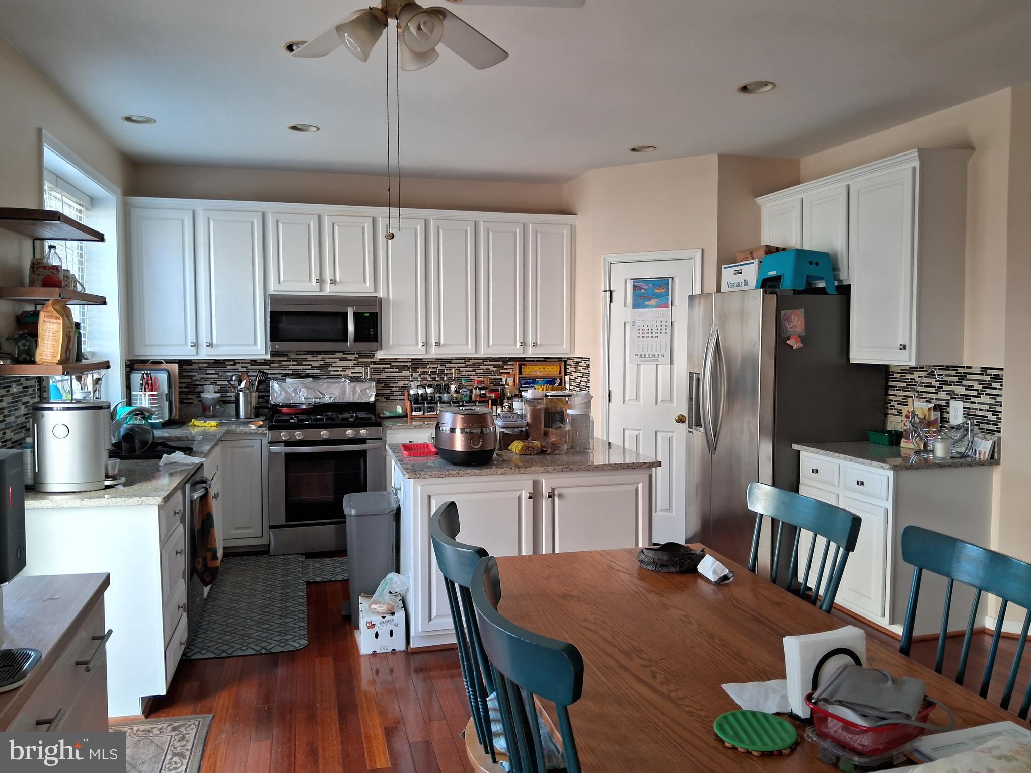 SOUTH RIDING - Residential Lease