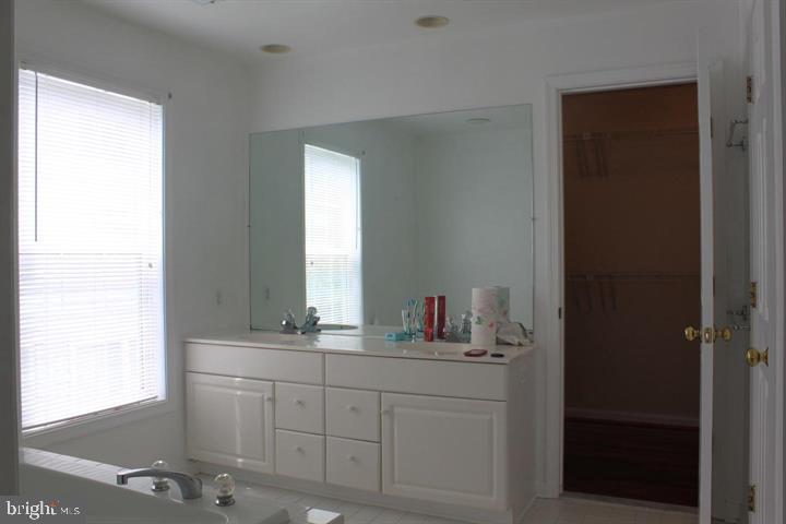 SOUTH RIDING - Residential Lease