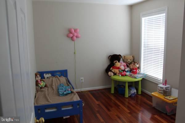 SOUTH RIDING - Residential Lease