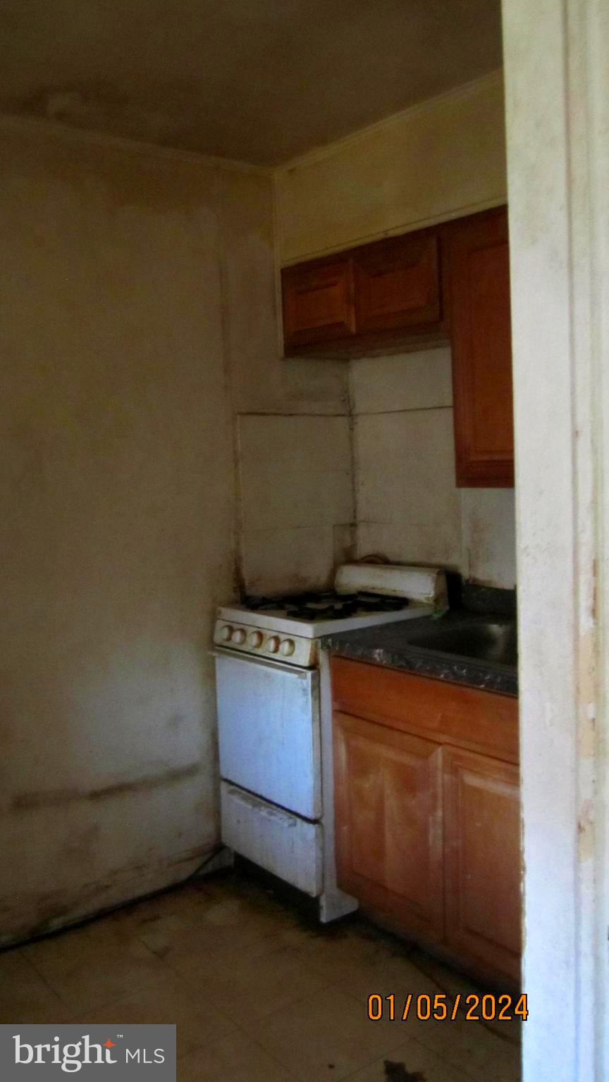 EAST ARLINGTON - Residential