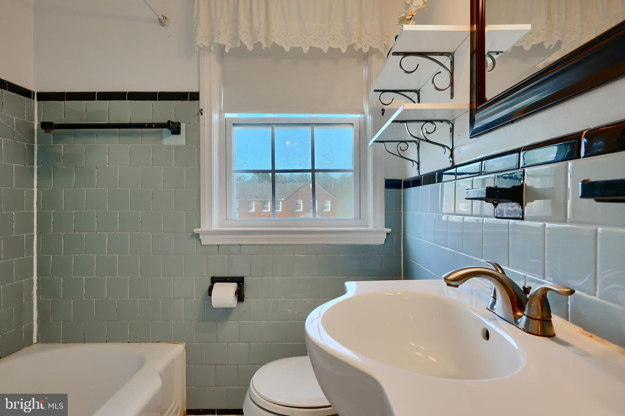 KNETTISHALL - Residential