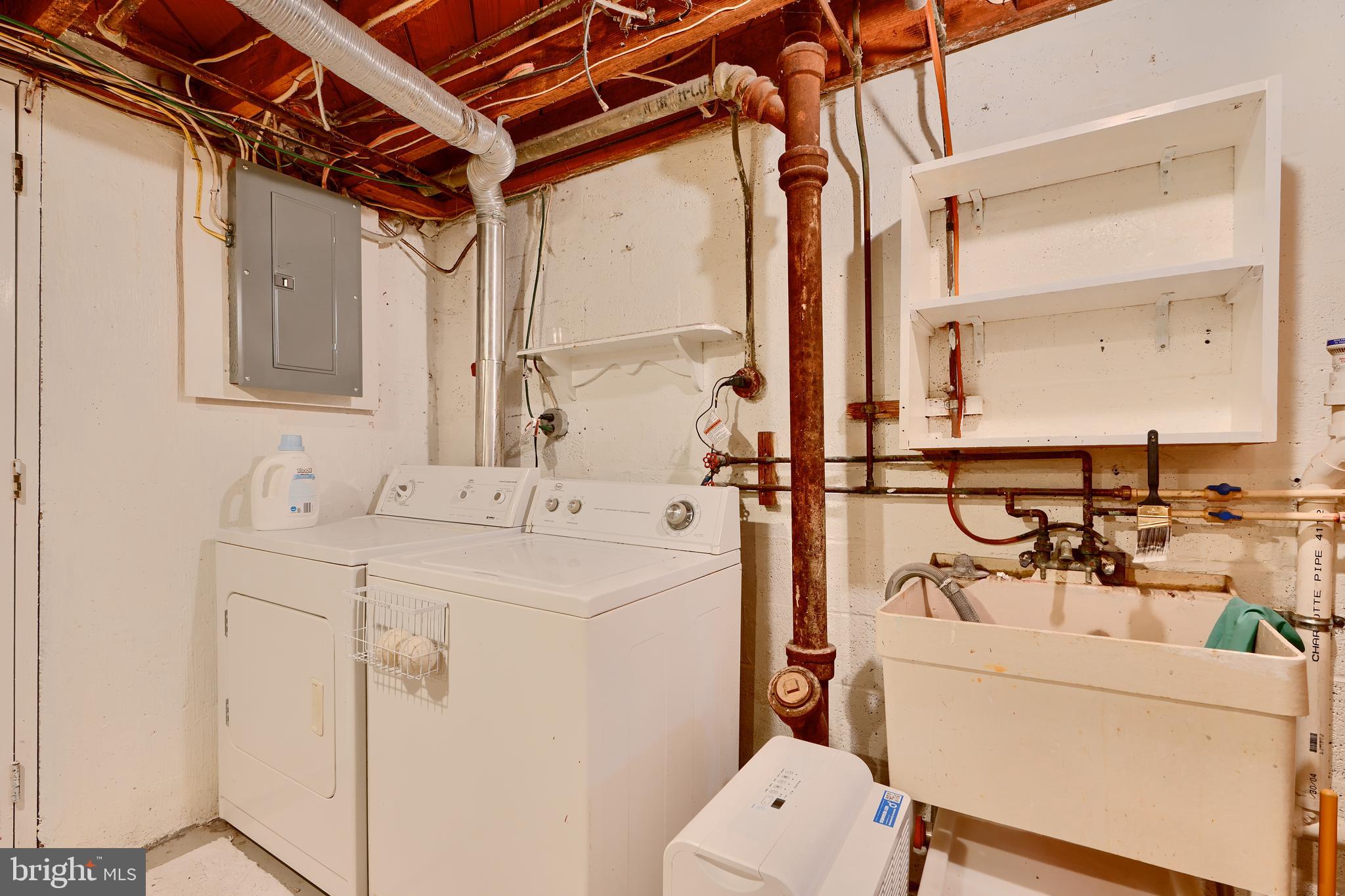 KNETTISHALL - Residential