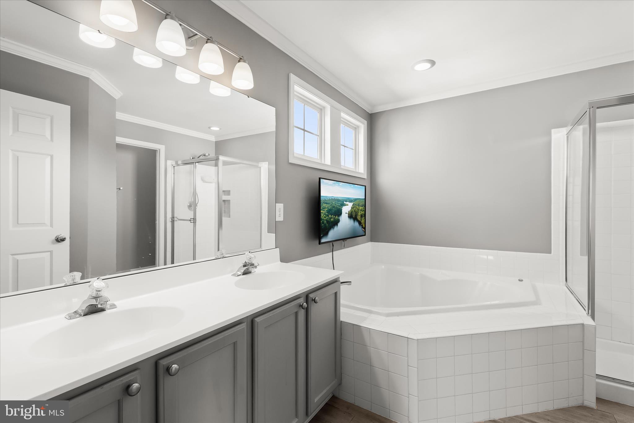 NOTTINGHAM VILLAGE - Residential