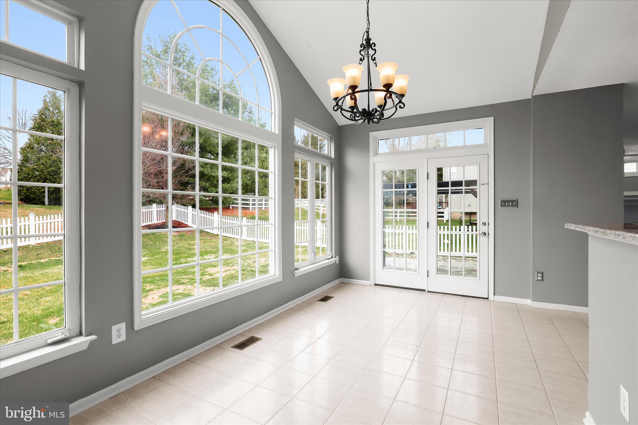 NOTTINGHAM VILLAGE - Residential