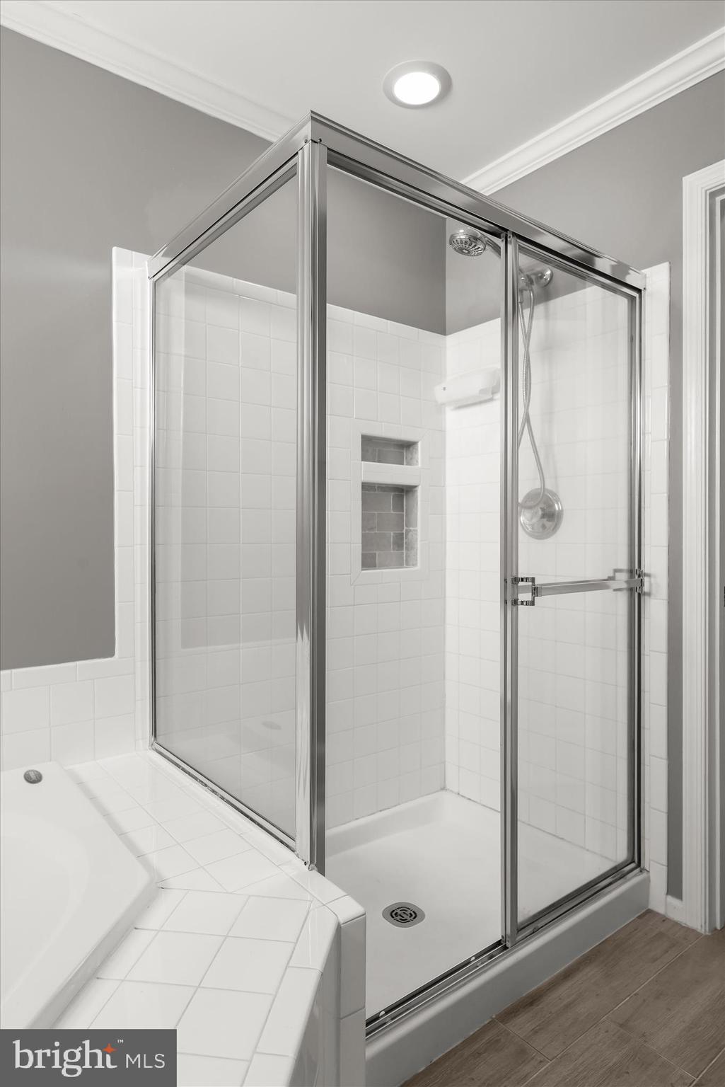 NOTTINGHAM VILLAGE - Residential