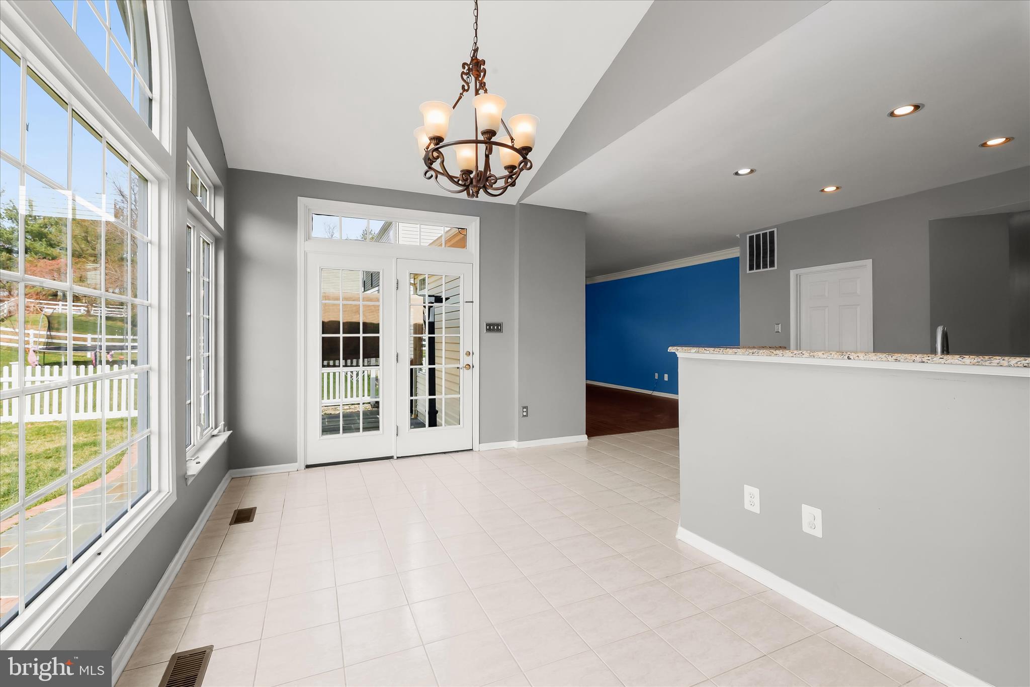 NOTTINGHAM VILLAGE - Residential