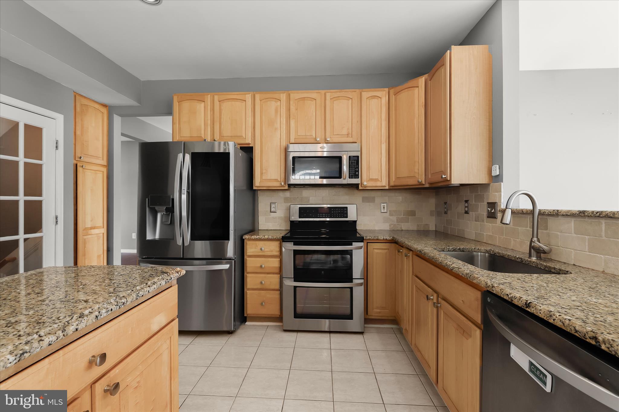 NOTTINGHAM VILLAGE - Residential