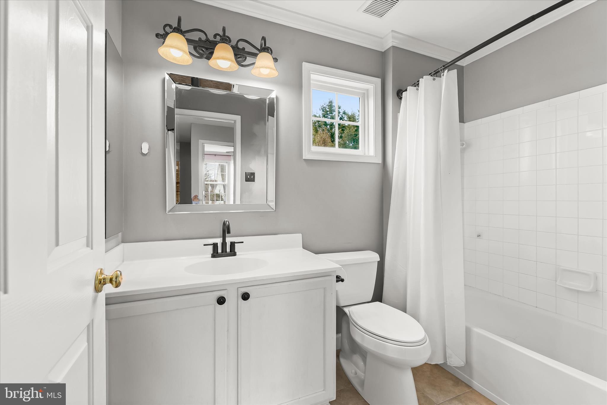 NOTTINGHAM VILLAGE - Residential