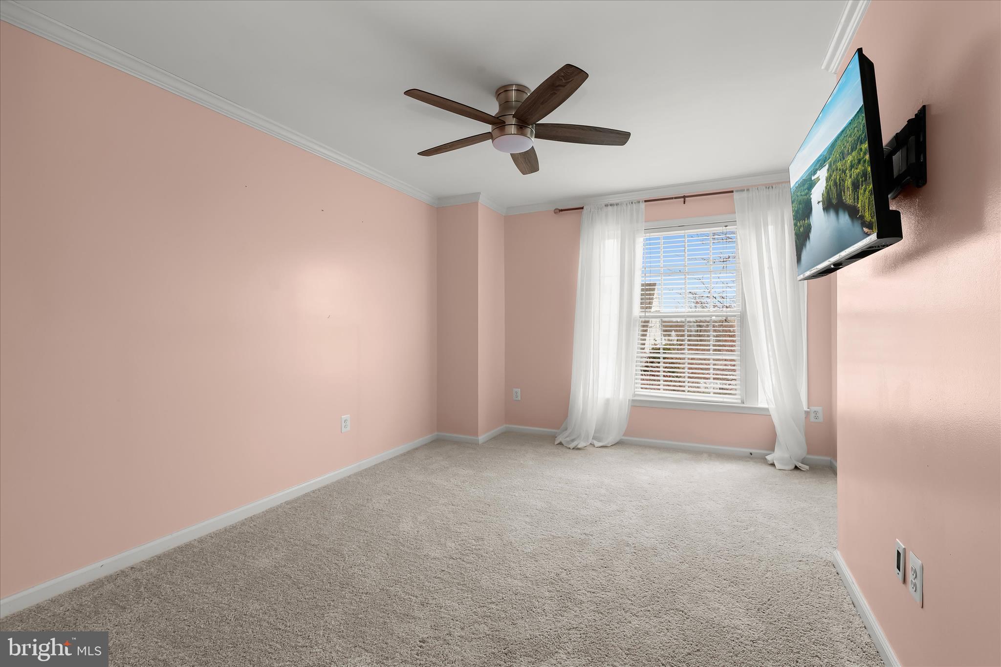 NOTTINGHAM VILLAGE - Residential