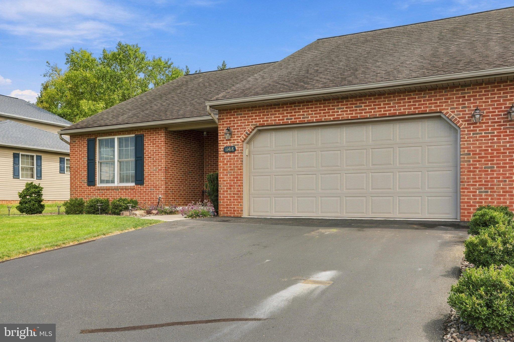 11418 NICOLE DRIVE