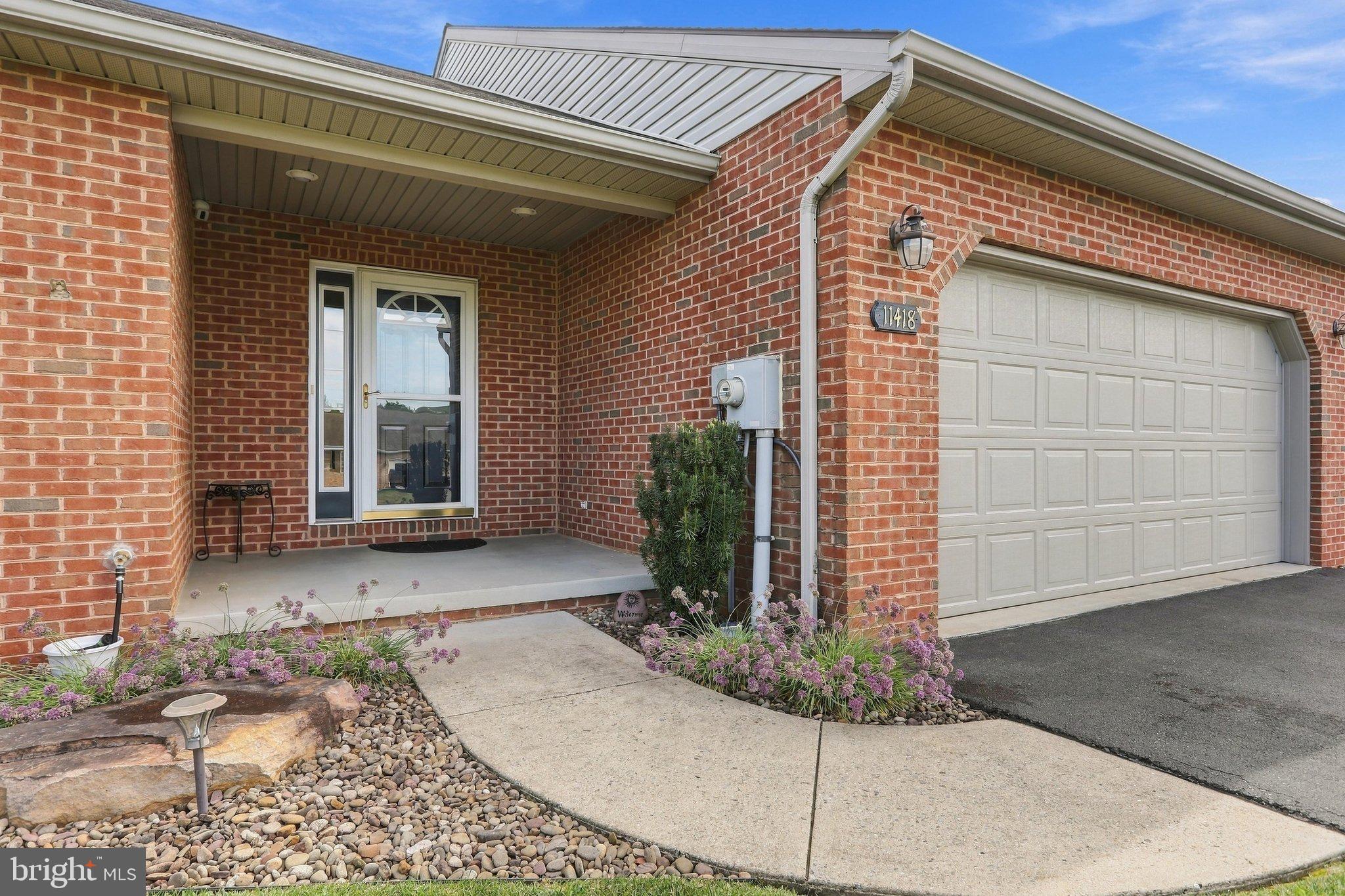 11418 NICOLE DRIVE