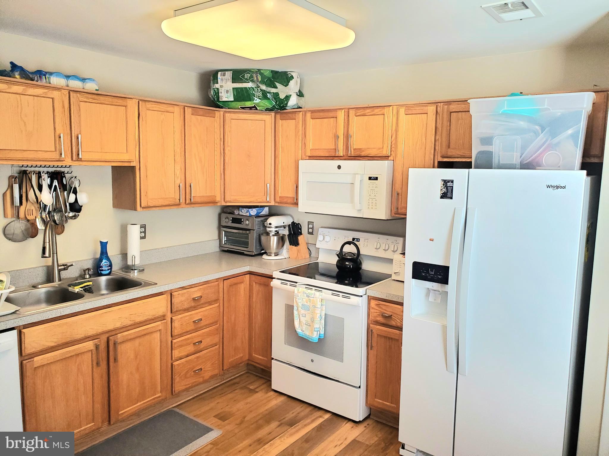 SOUTH MEADOWS - Residential Lease