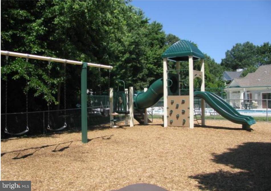 SOUTH MEADOWS - Residential Lease