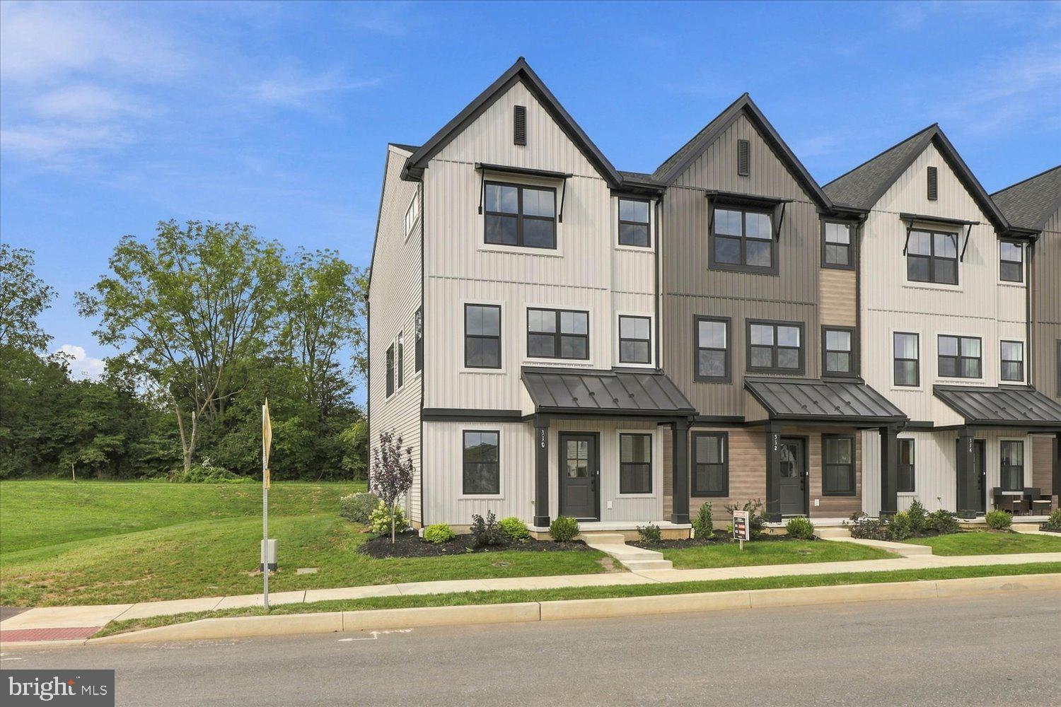 310 FLORA BOULEVARD