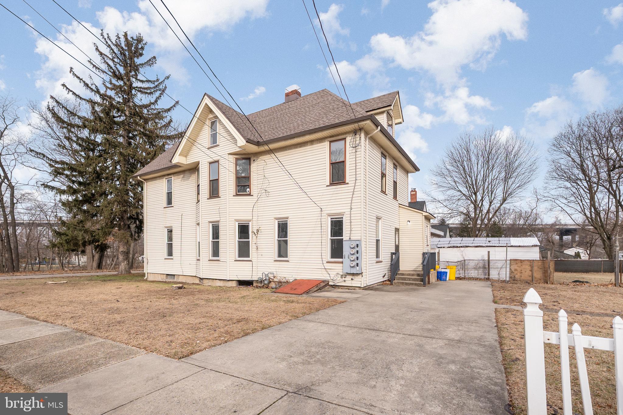 7504 ZIMMERMAN AVENUE