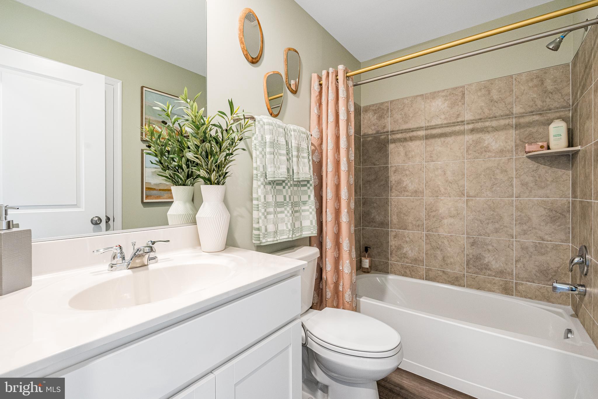 SHENANDOAH SPRINGS - Residential