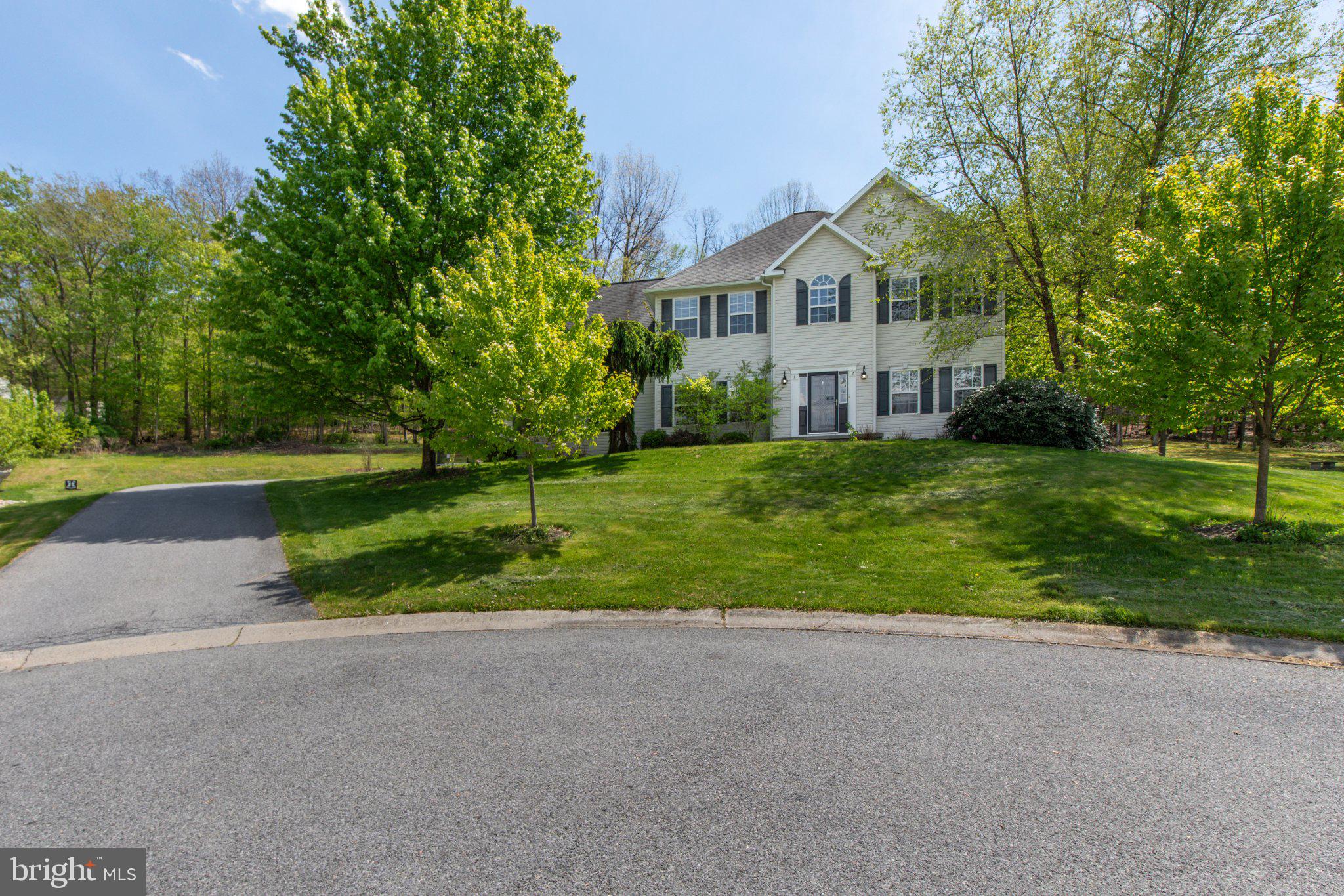 115 HOLLY ROAD