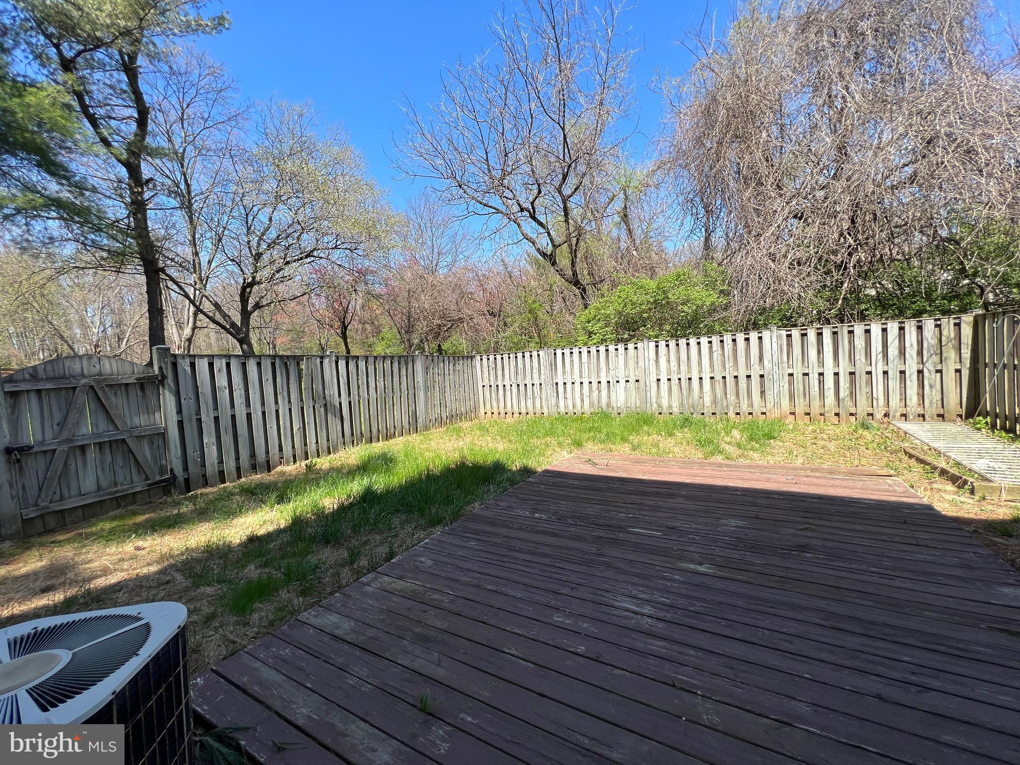 DERWOOD STATION - Residential Lease