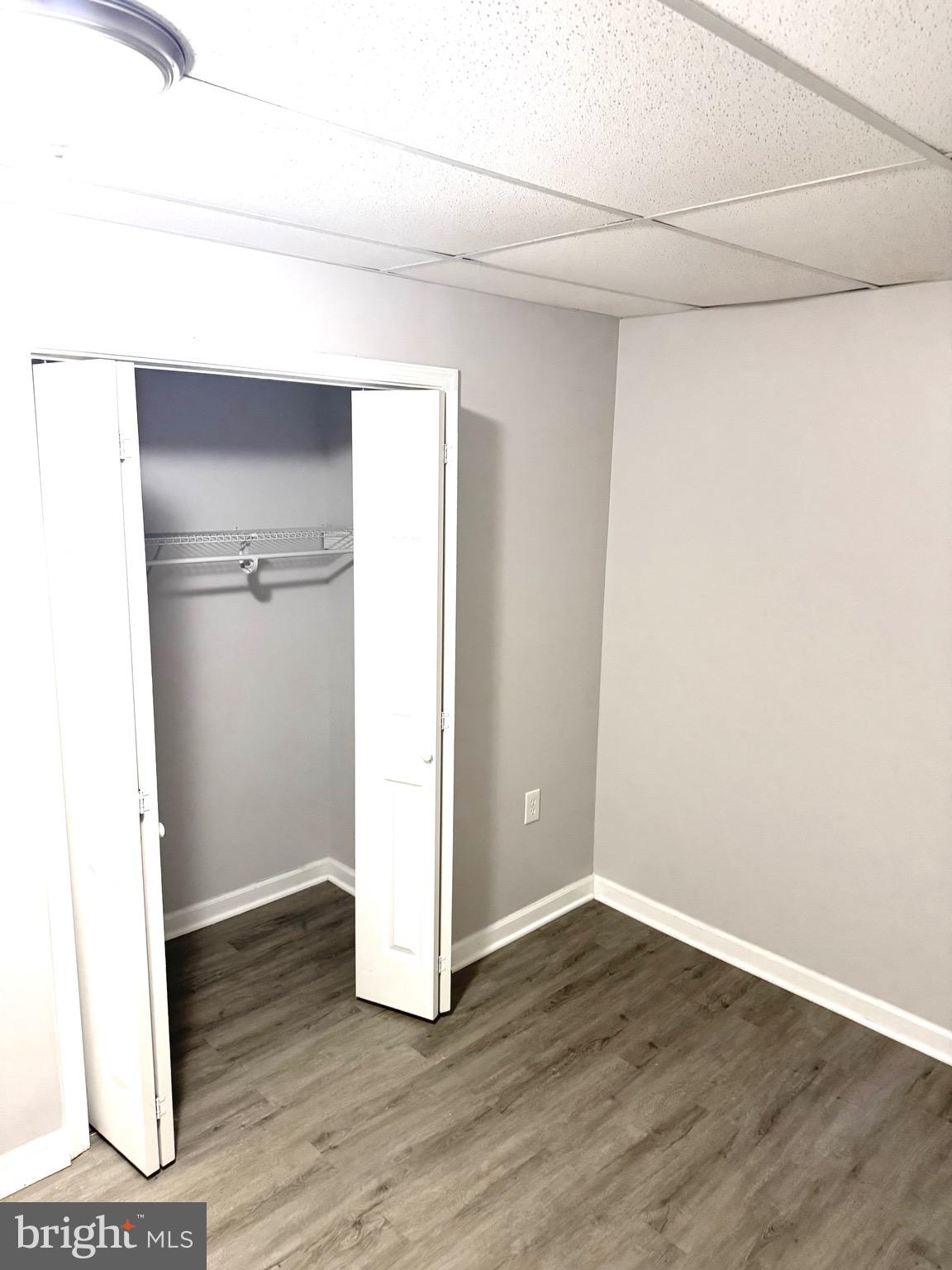 DERWOOD STATION - Residential Lease