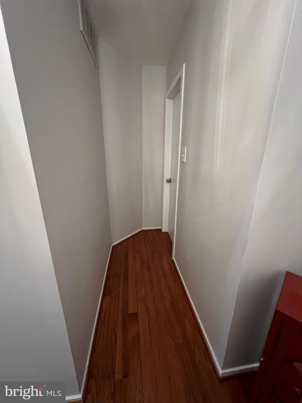 DERWOOD STATION - Residential Lease