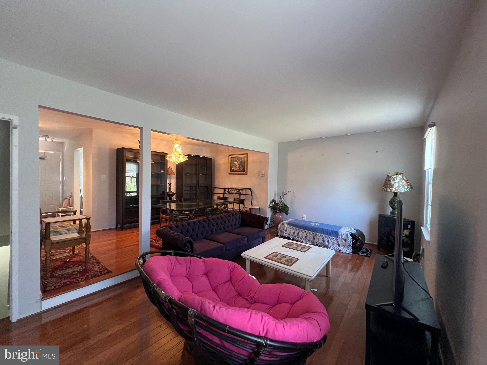 DERWOOD STATION - Residential Lease