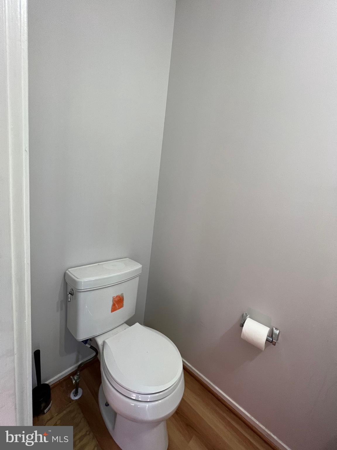 DERWOOD STATION - Residential Lease