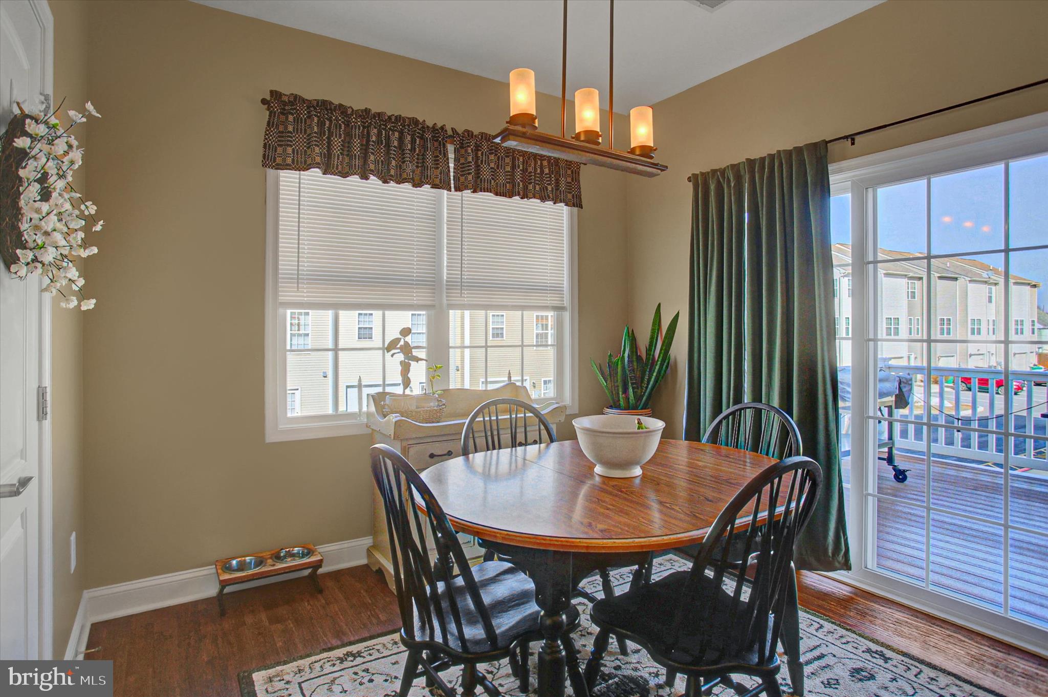 ANTRIM CROSSING - Residential