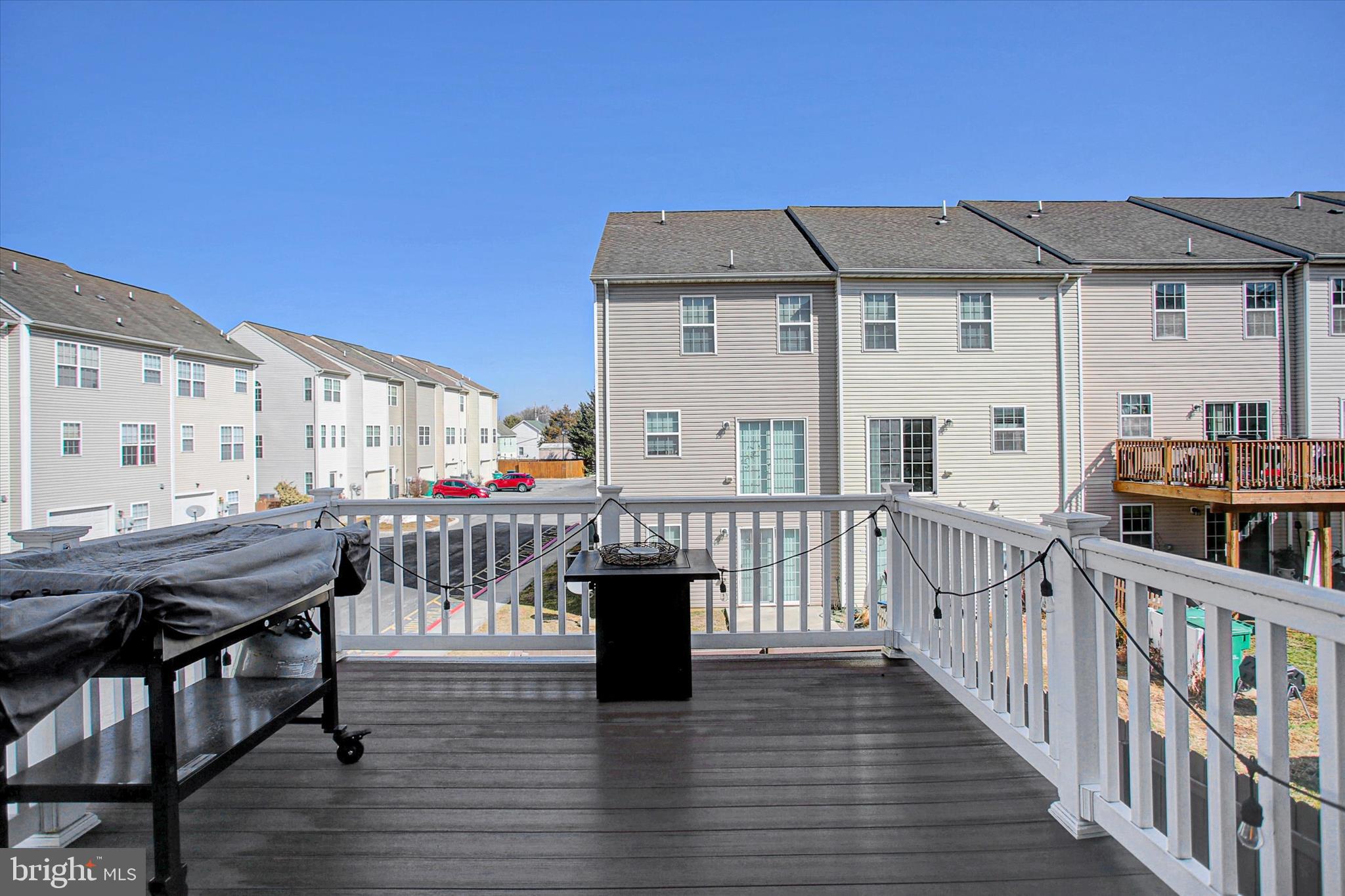 ANTRIM CROSSING - Residential