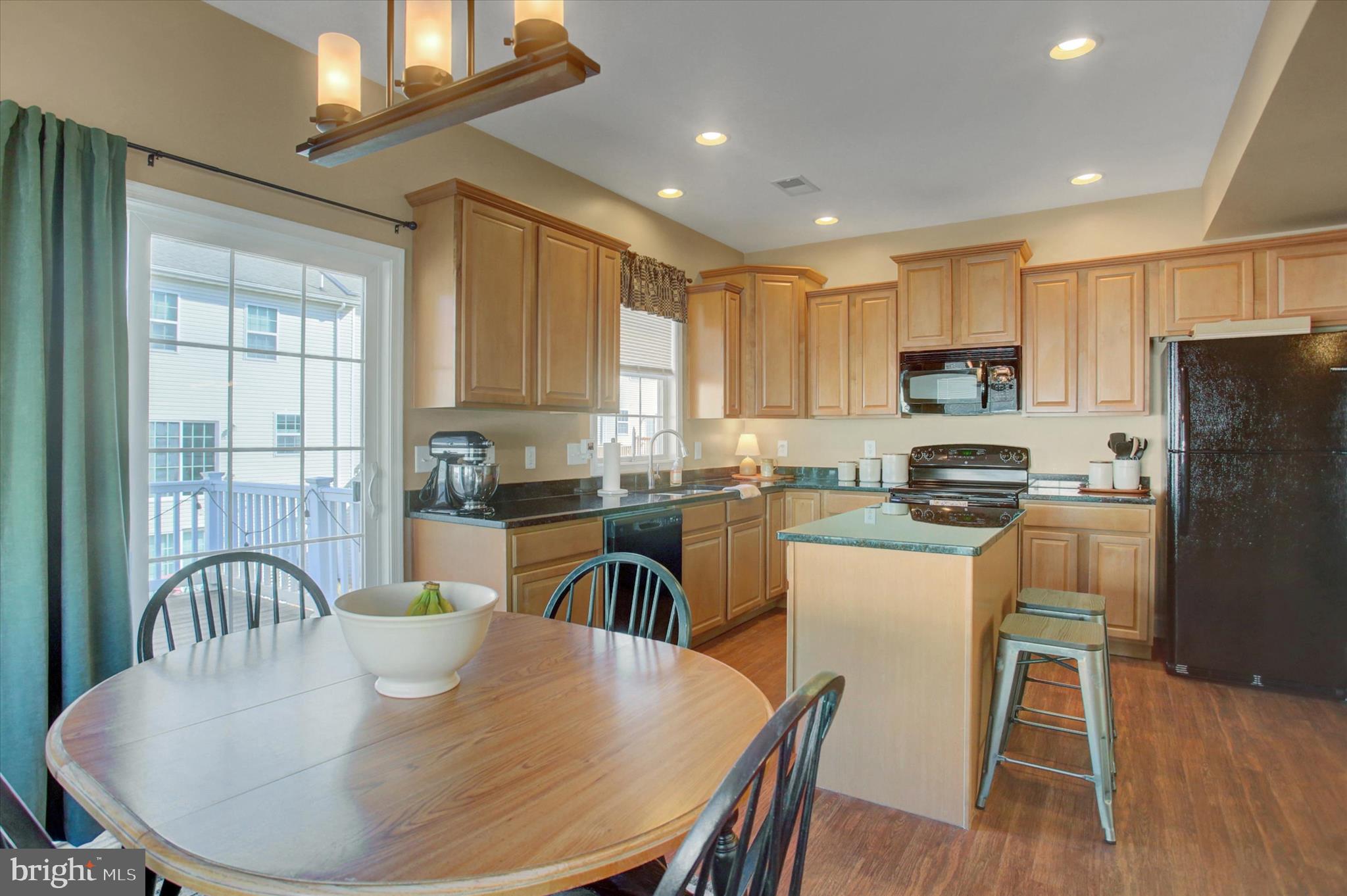 ANTRIM CROSSING - Residential