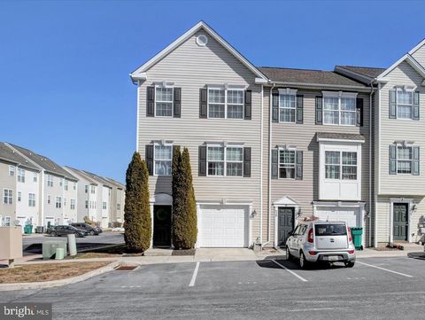 536 S CARLISLE STREET GREENCASTLE PA 17225