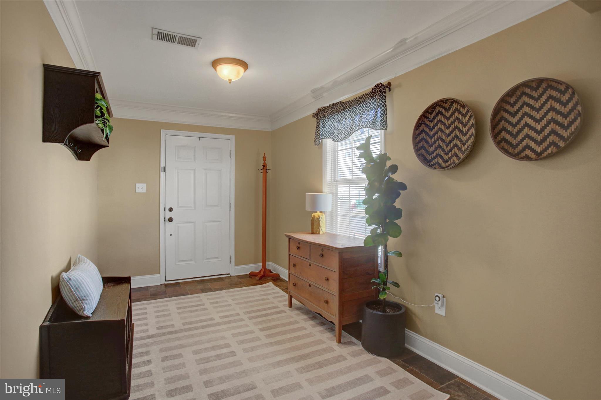 536 S CARLISLE STREET