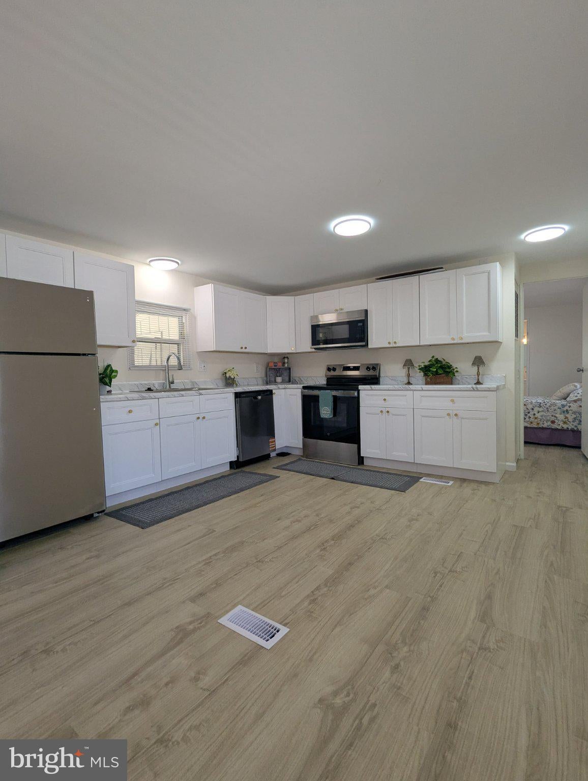 499 MIRABILE LANE