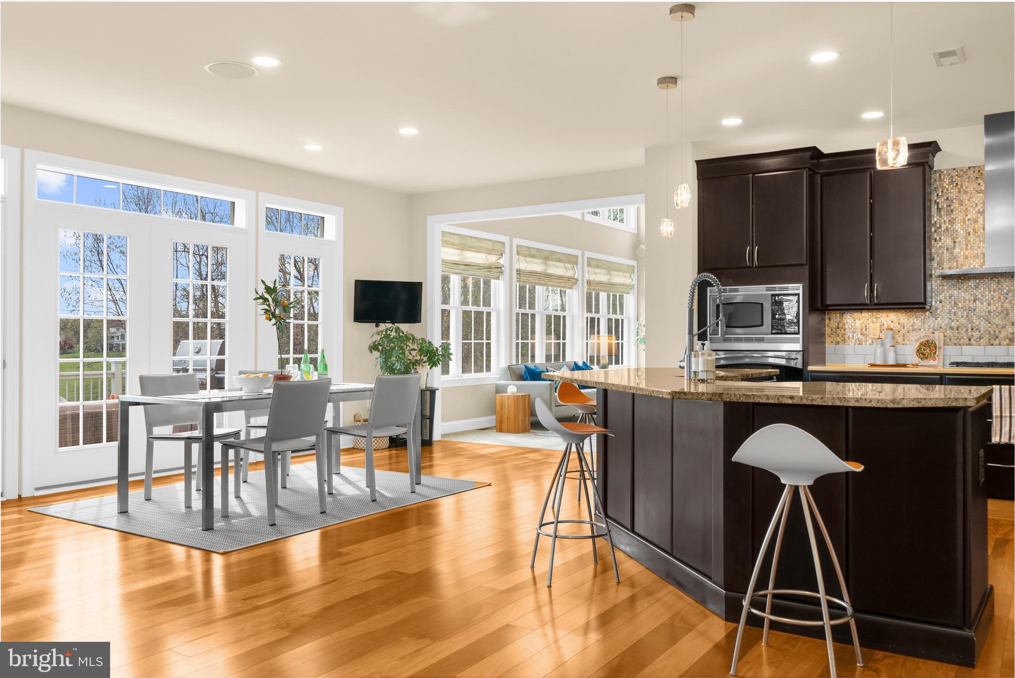 LEDERACH GOLF FAIRWY - Residential