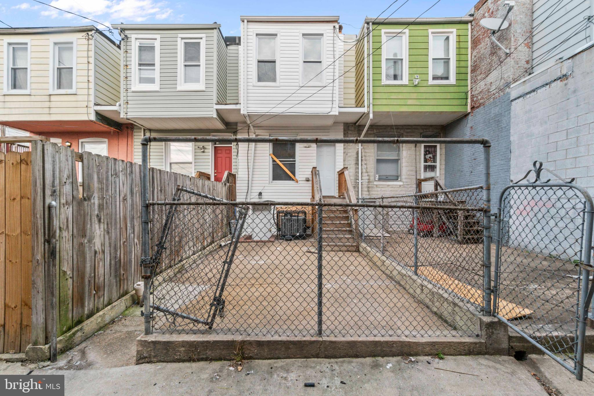 ELWOOD PARK - Residential