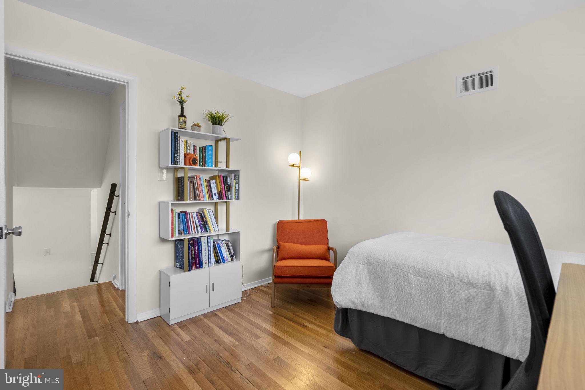 HUNGERFORD - Residential