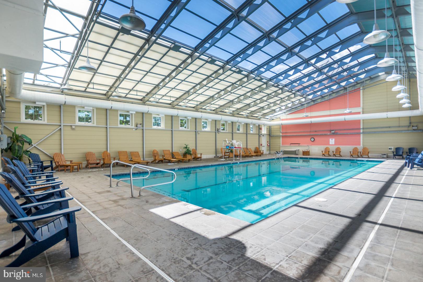 SUNSET ISLAND - Residential