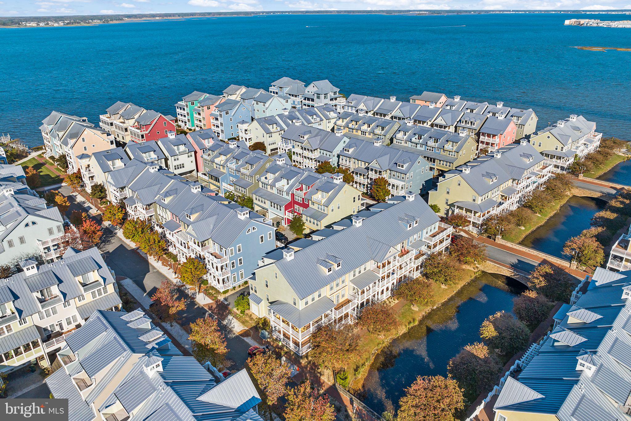 SUNSET ISLAND - Residential